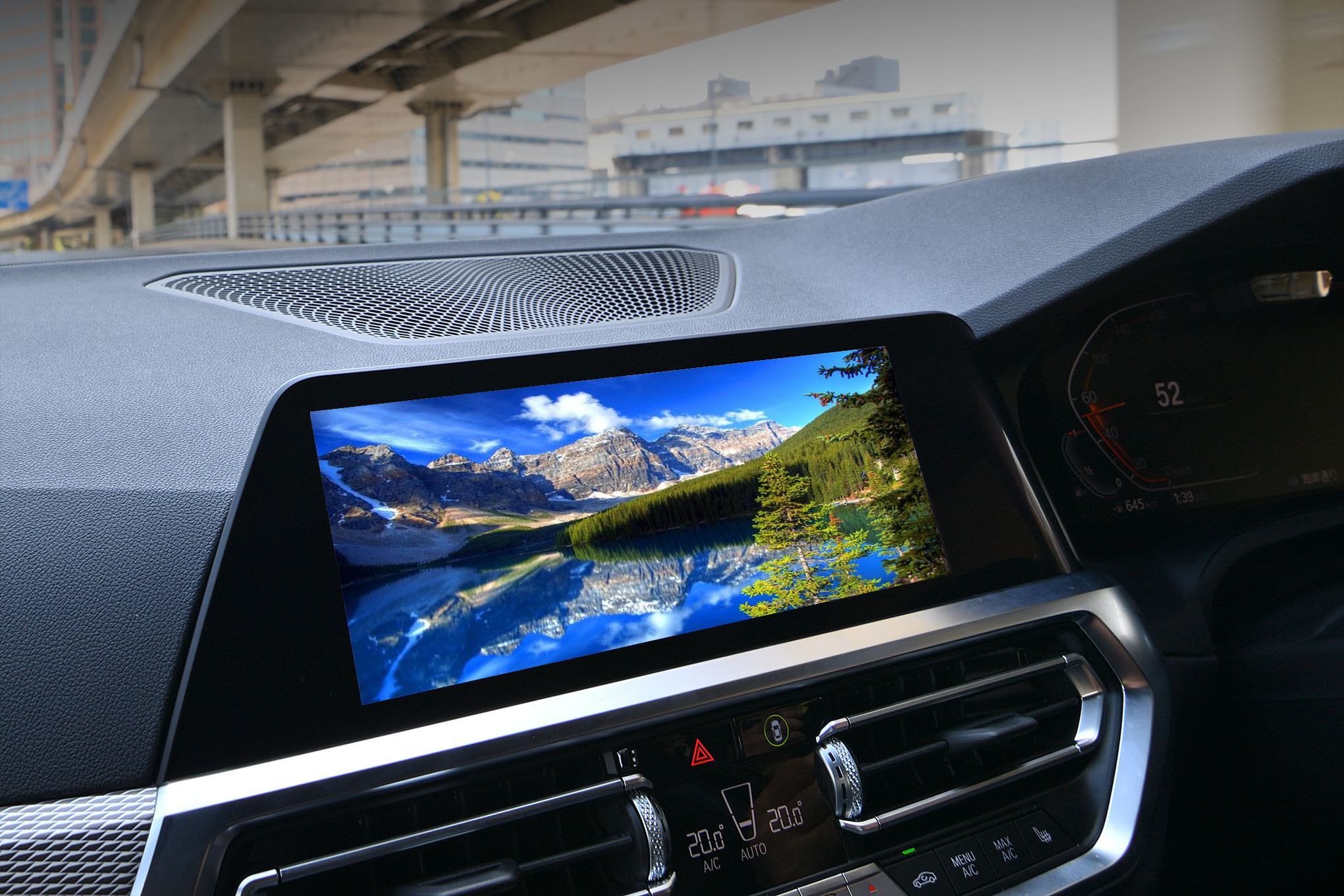 PLUG TV+ for BMW iDrive7 - PLUG CONCEPT